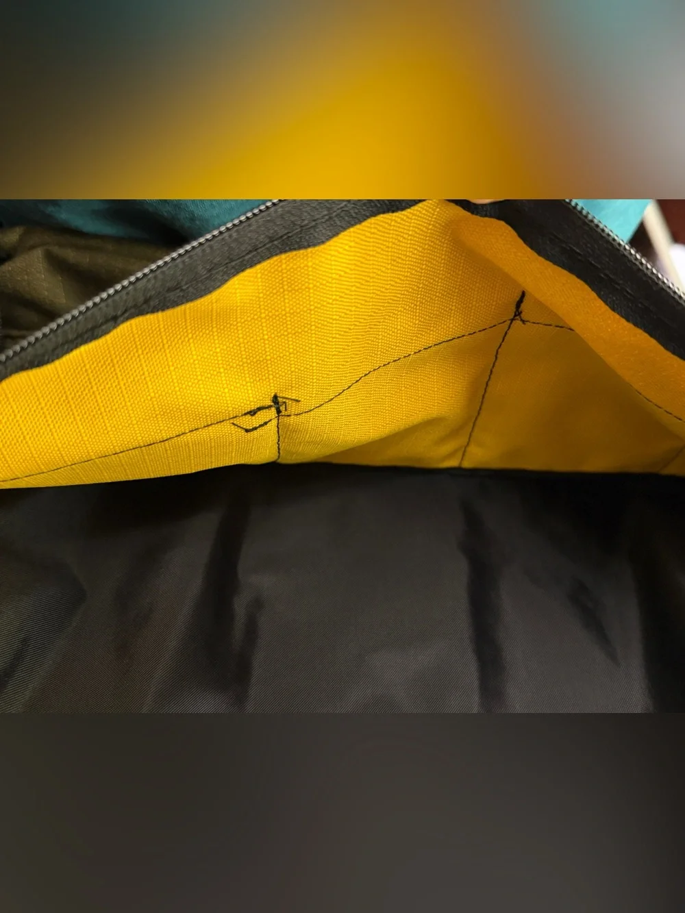 Dakine messenger bag